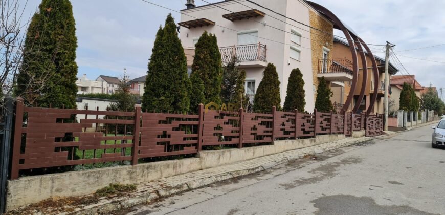 Shtëpi moderne në Veternik-prapa Grand Store