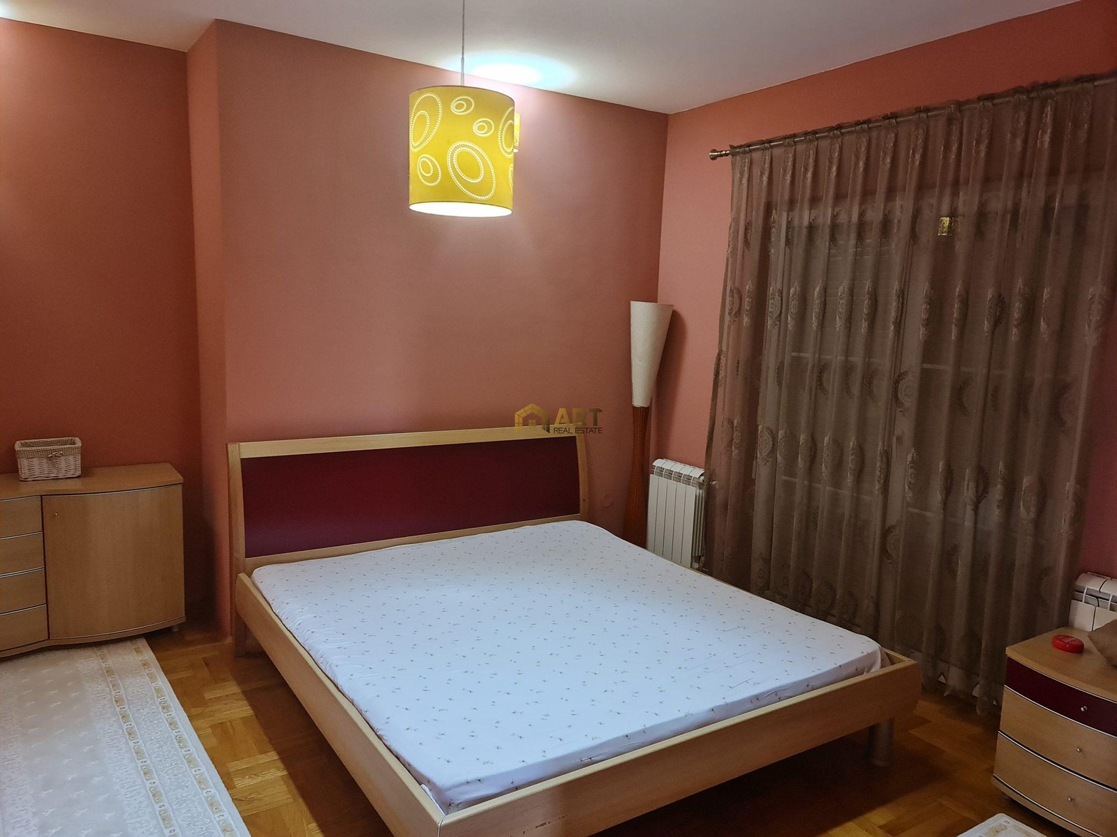 Shtëpi moderne në Veternik-prapa Grand Store