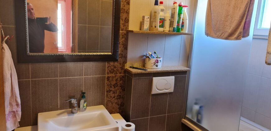 Shtëpi moderne në Veternik-prapa Grand Store