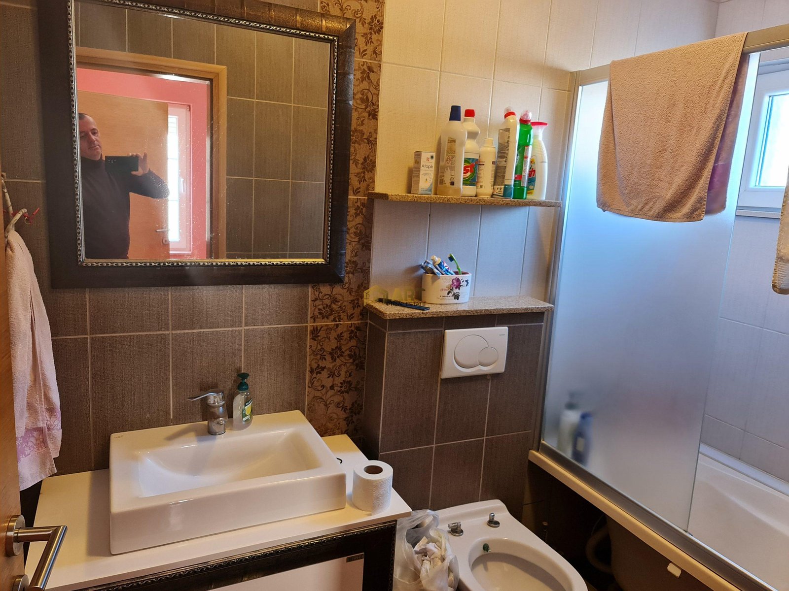 Shtëpi moderne në Veternik-prapa Grand Store Shtëpi moderne në Veternik-prapa Grand Store