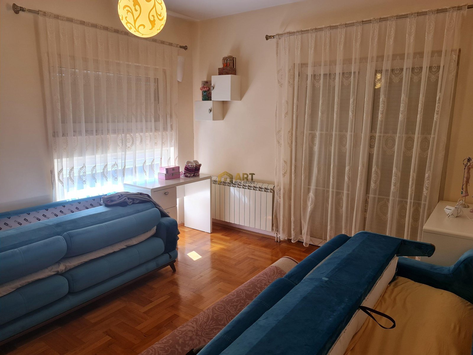 Shtëpi moderne në Veternik-prapa Grand Store