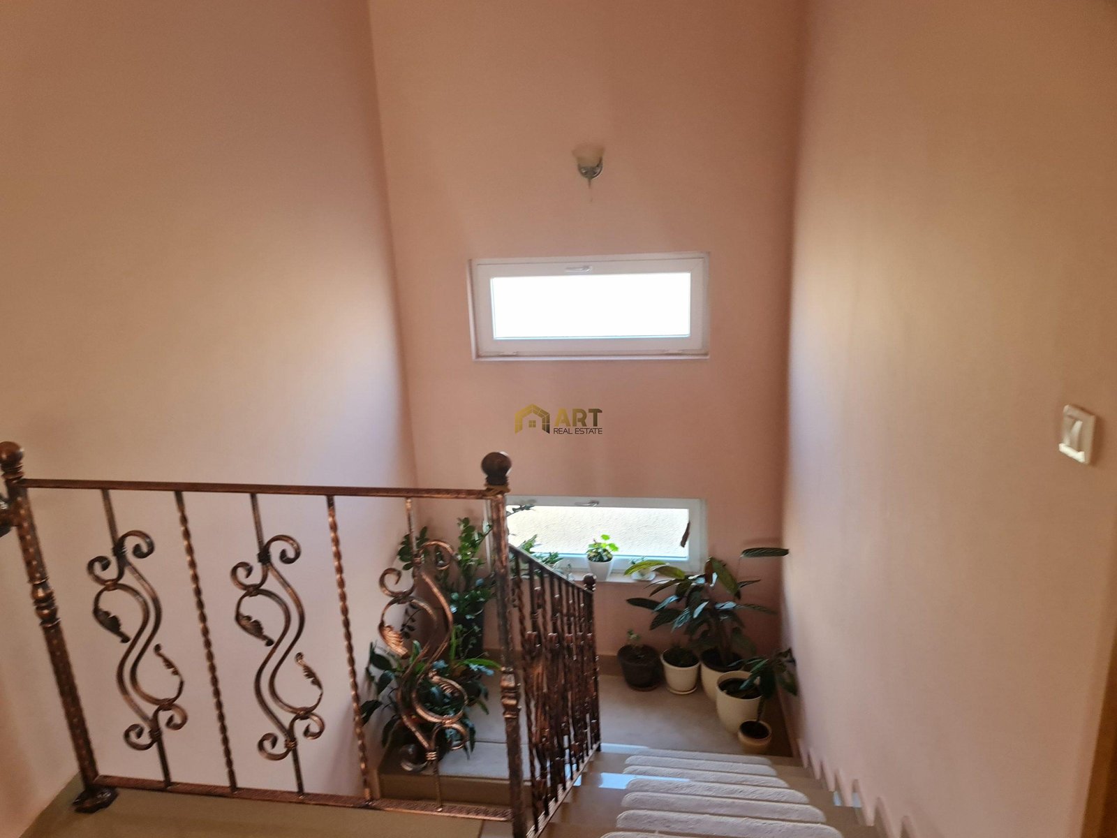 Shtëpi moderne në Veternik-prapa Grand Store