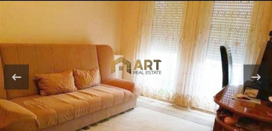 Shtëpi 280 m2 në Veternik