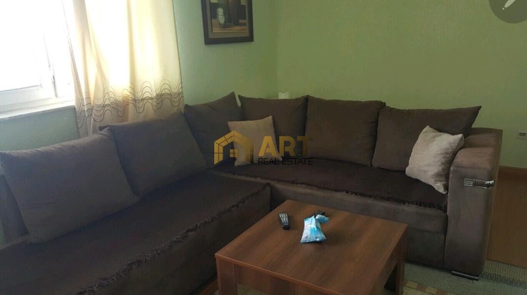 Banesa në Rr. UÇK (Qafa) në Prishtinë