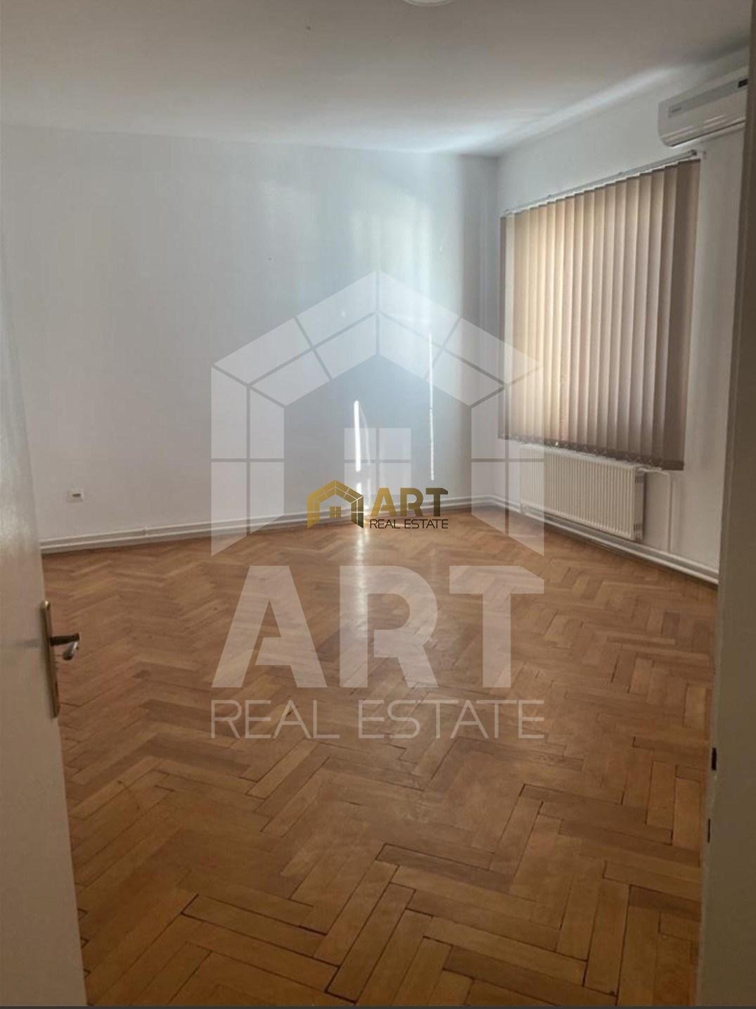 Shitet-Ipet me Qera # BANESA në Qendër të Prishtinës